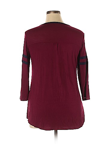 Maurices 3/4 Sleeve T-Shirt (view 2)
