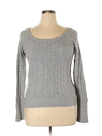 American Eagle Outfitters Pullover Sweater (view 1)
