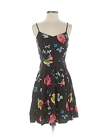 Old Navy Casual Dress (view 1)