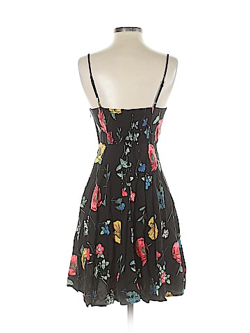 Old Navy Casual Dress (view 2)