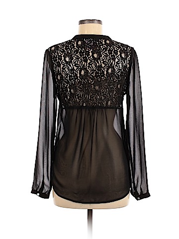 Romeo & Juliet Couture Long Sleeve Blouse (view 2)