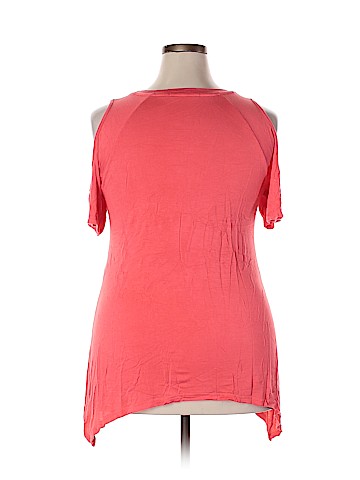 Urban Coco Short Sleeve Top (view 2)