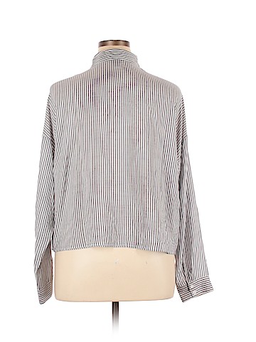 Wild Fable Long Sleeve Button-Down Shirt (view 2)