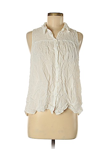 Splendid Sleeveless Button-Down Shirt (view 1)