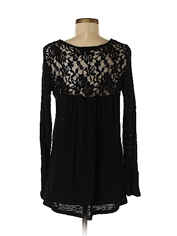 American Eagle Outfitters Long Sleeve Top (view 2)