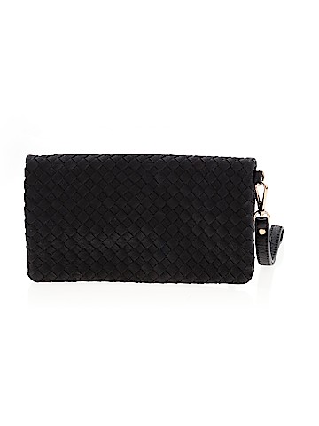 Unbranded Wristlet (view 2)