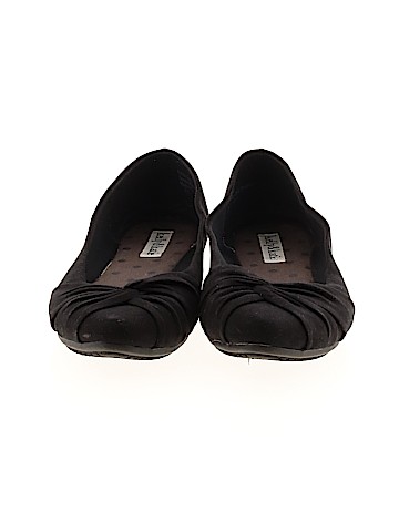 Kelly & Katie Flats (view 2)