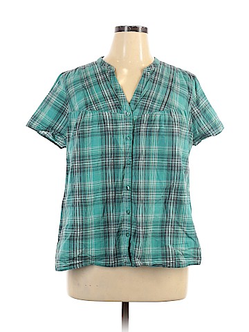SONOMA life + style Short Sleeve Button-Down Shirt (view 1)