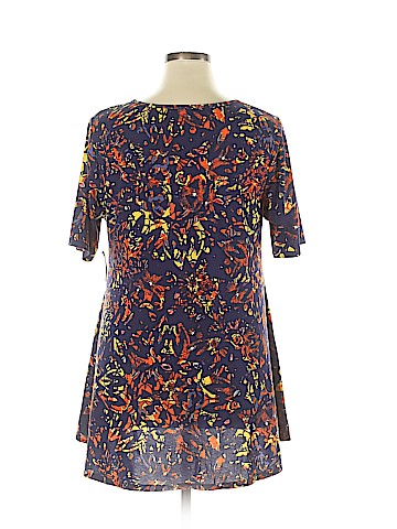 Lularoe Short Sleeve T-Shirt (view 2)