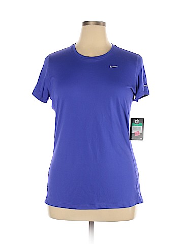Nike Active T-Shirt (view 1)