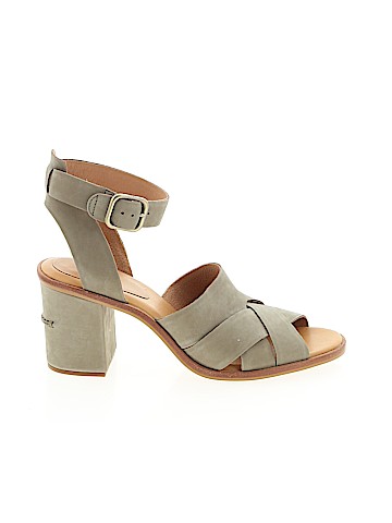 Ugg Australia Heels (view 1)