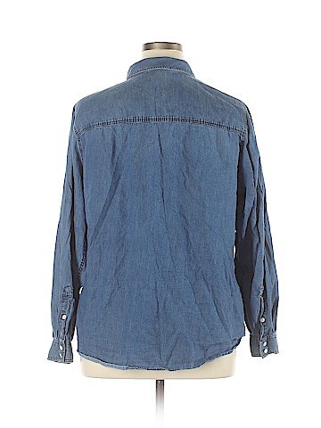 Torrid Long Sleeve Button-Down Shirt (view 2)