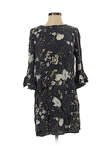 Old Navy Casual Dress (view 1)