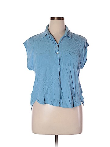 Forever 21 Plus Sleeveless Blouse (view 1)