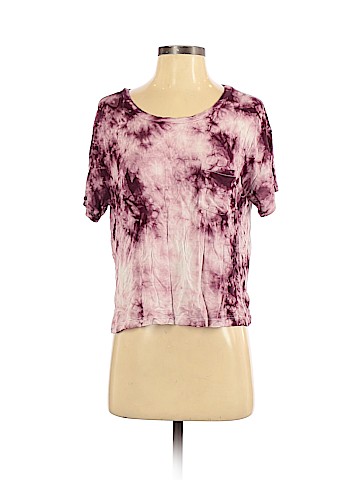 American Eagle Outfitters Short Sleeve T-Shirt (view 1)