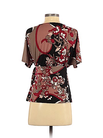 Jennifer Lopez Short Sleeve Top (view 2)