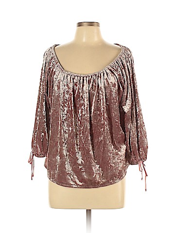 American Eagle Outfitters 3/4 Sleeve Top (view 1)