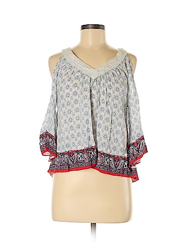 Hollister 3/4 Sleeve Blouse (view 1)