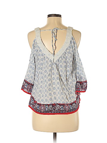 Hollister 3/4 Sleeve Blouse (view 2)