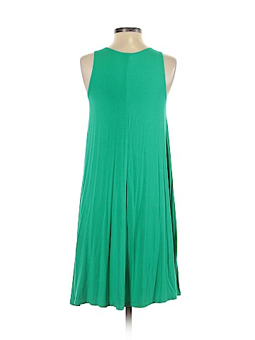 Old Navy Casual Dress (view 2)