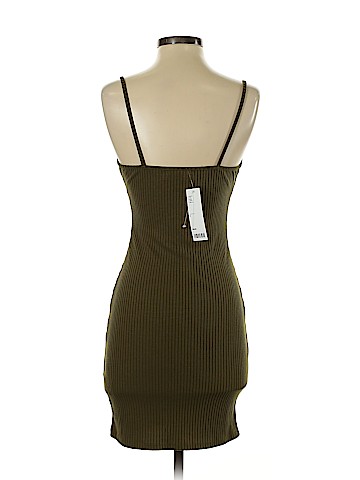 Urban Outfitters Casual Dress (view 2)