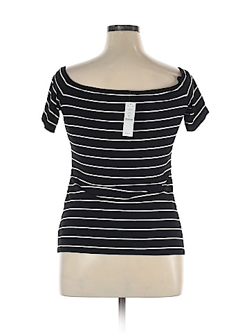 White House Black Market Short Sleeve T-Shirt (view 2)