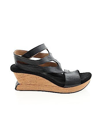 Modzori Wedges (view 1)