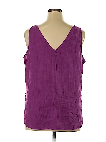 Old Navy Sleeveless Blouse (view 2)