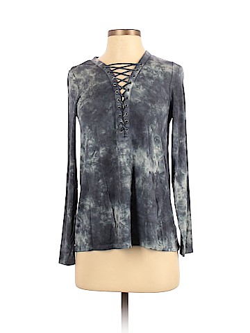 American Eagle Outfitters Long Sleeve Top (view 1)