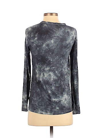 American Eagle Outfitters Long Sleeve Top (view 2)