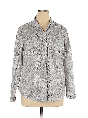Old Navy Long Sleeve Button-Down Shirt (view 1)