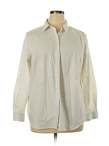 Apt. 9 Long Sleeve Button-Down Shirt (view 1)