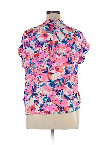 W5 Short Sleeve Blouse (view 2)