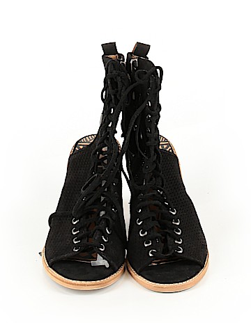 Dolce Vita Ankle Boots (view 2)