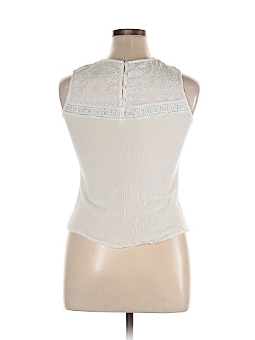 Solitaire Sleeveless Blouse (view 2)