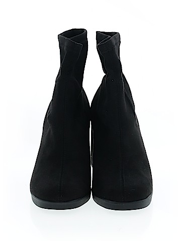 Boohoo Boutique Ankle Boots (view 2)