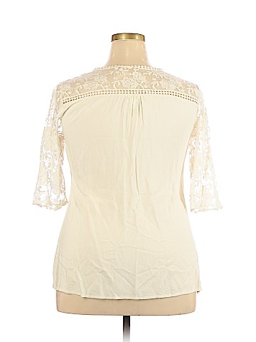 Cato Short Sleeve Blouse (view 2)