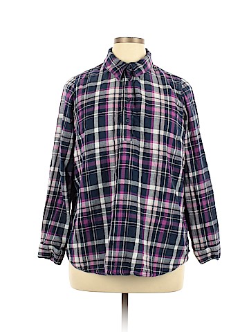 Lane Bryant Long Sleeve Button-Down Shirt (view 1)