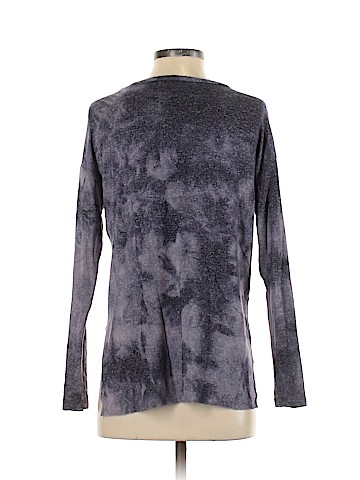 American Eagle Outfitters Pullover Sweater (view 2)