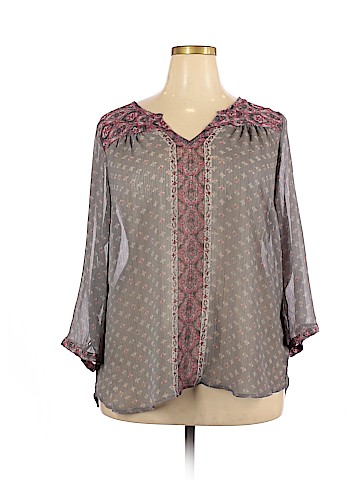 Maurices 3/4 Sleeve Blouse (view 1)
