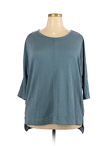 Botanique 3/4 Sleeve Top (view 1)