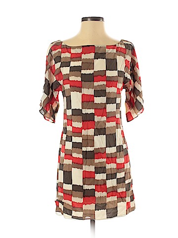 Alice + Olivia Casual Dress (view 1)