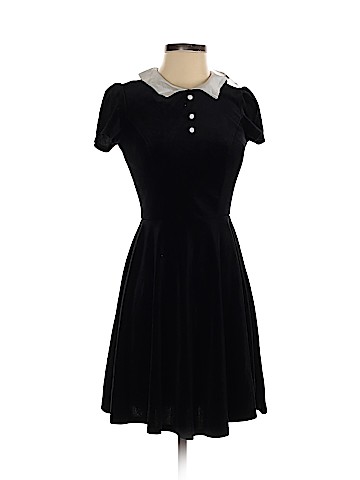 Hot Topic Casual Dress (view 1)