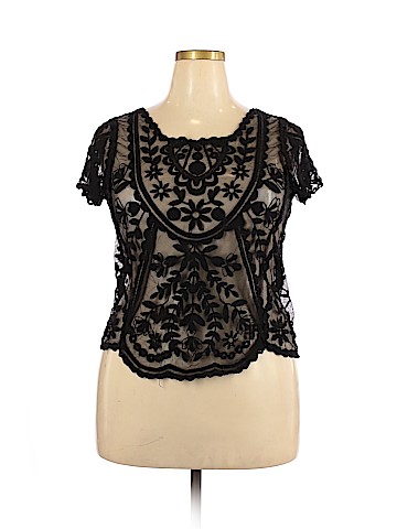 Xhilaration Short Sleeve Top (view 1)