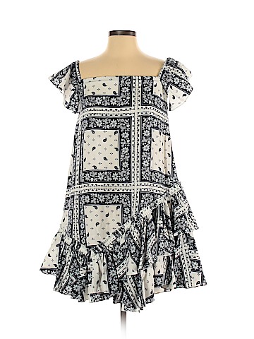 Cinq à Sept Casual Dress (view 1)