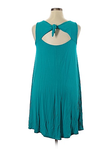 Old Navy Casual Dress (view 2)