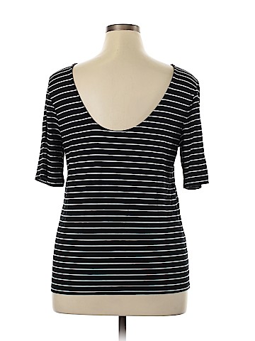 A New Day Short Sleeve Top (view 2)