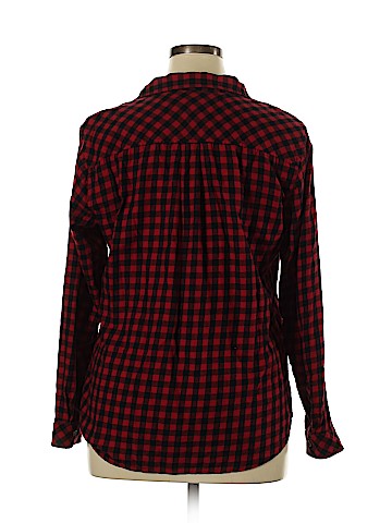 Crown & Ivy Long Sleeve Button-Down Shirt (view 2)