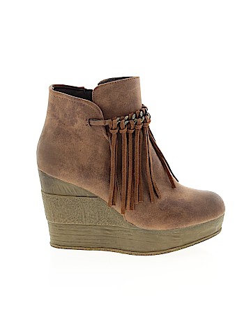 Sbicca Ankle Boots (view 1)