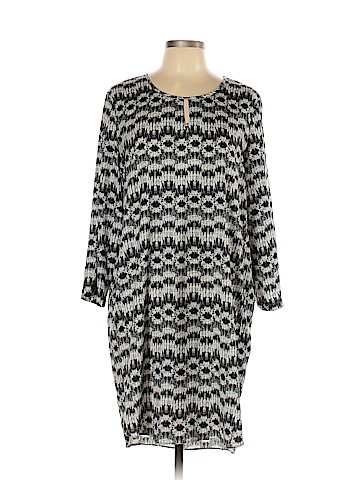 Mossimo Casual Dress (view 1)